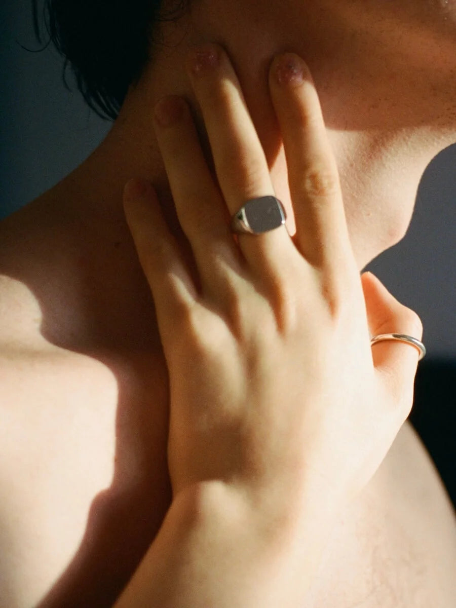 SQUARE Signet Ring