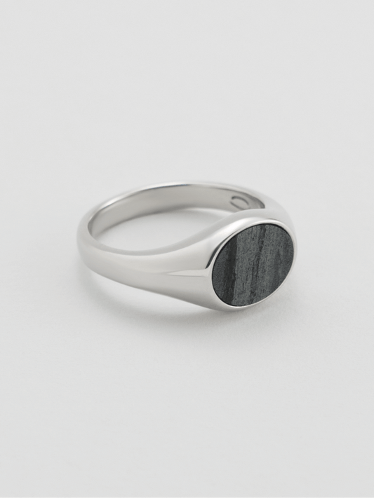 CARBON Signet Ring